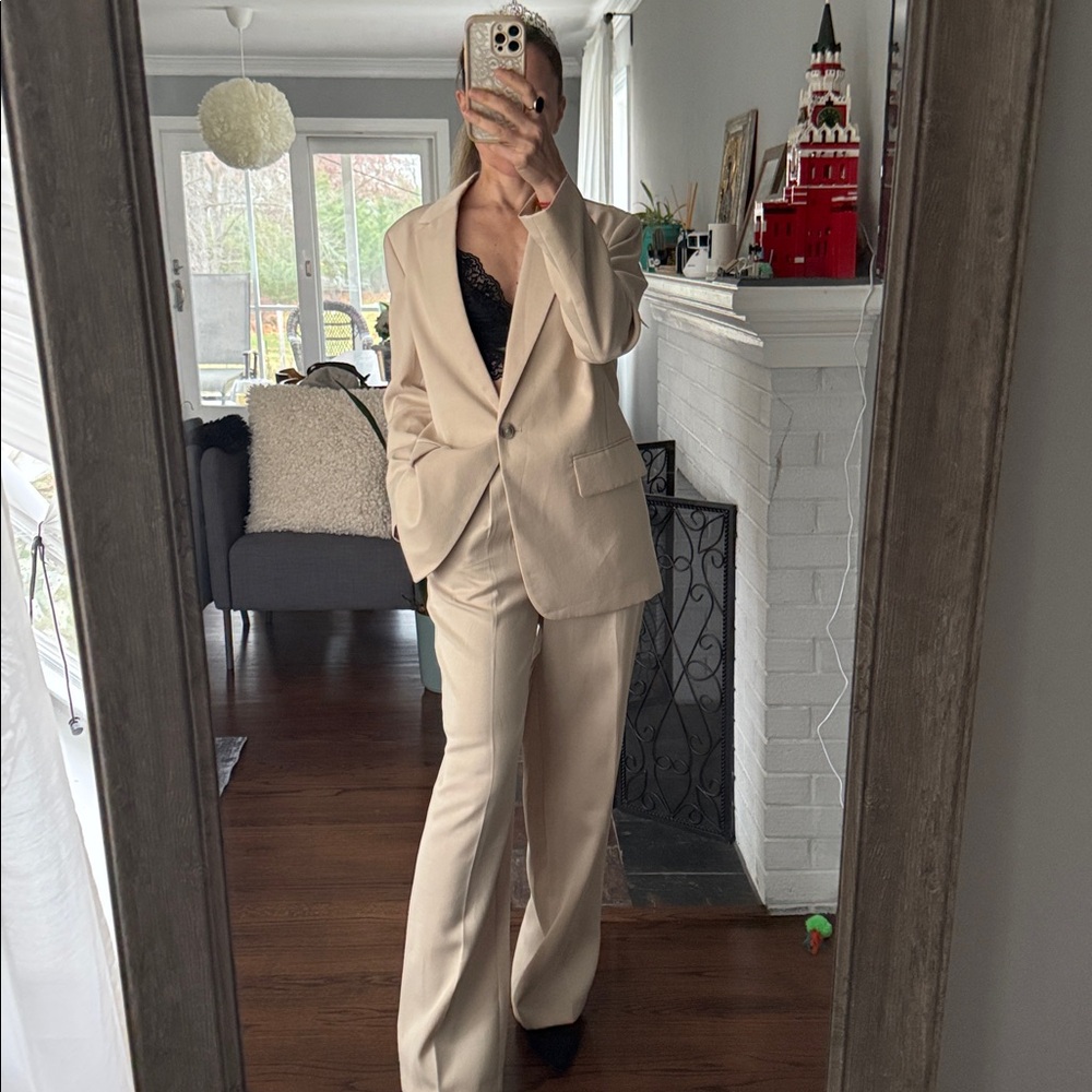 New with tag oversize suit